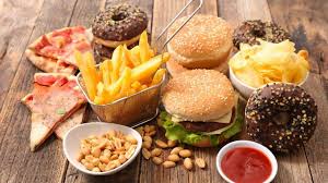 أدلة جديدة تربط الأطعمة فائقة المعالجة بمجموعة من المخاطر الصحية.